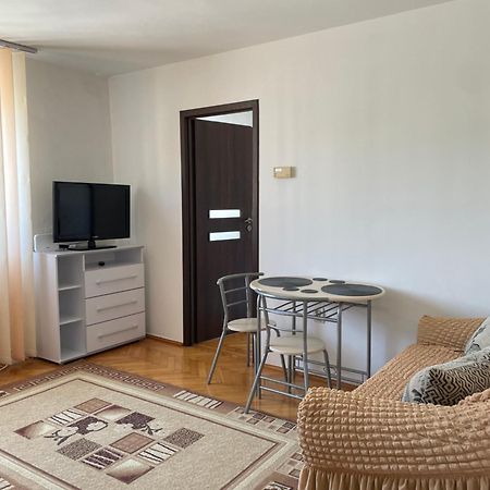 Apartment Victoria Gherla Bagian luar foto